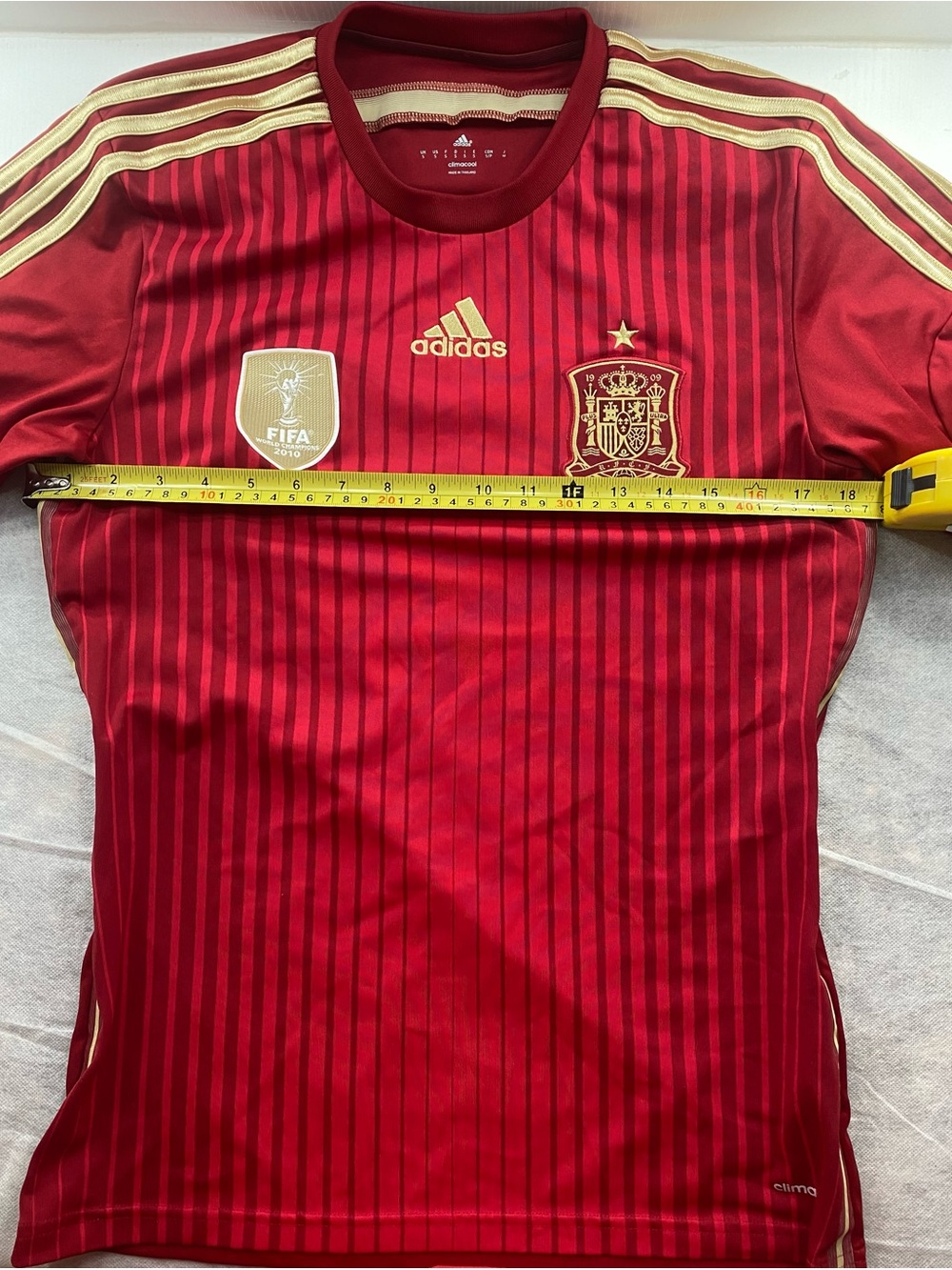 Adidas FIFA World Cup Champion 2010 Spain Collectible Soccer Football Jersey - Picture 7 of 7